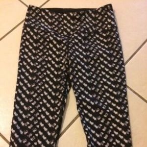VSX Knockout CROP PANT S Victoria's Secret Sport